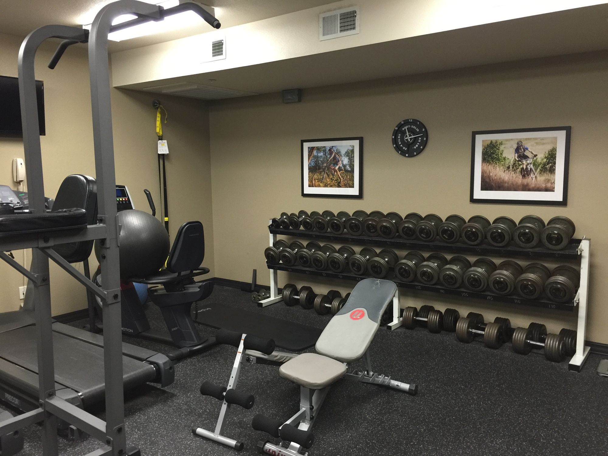 Roosevelt Inn and Suites - photo 46