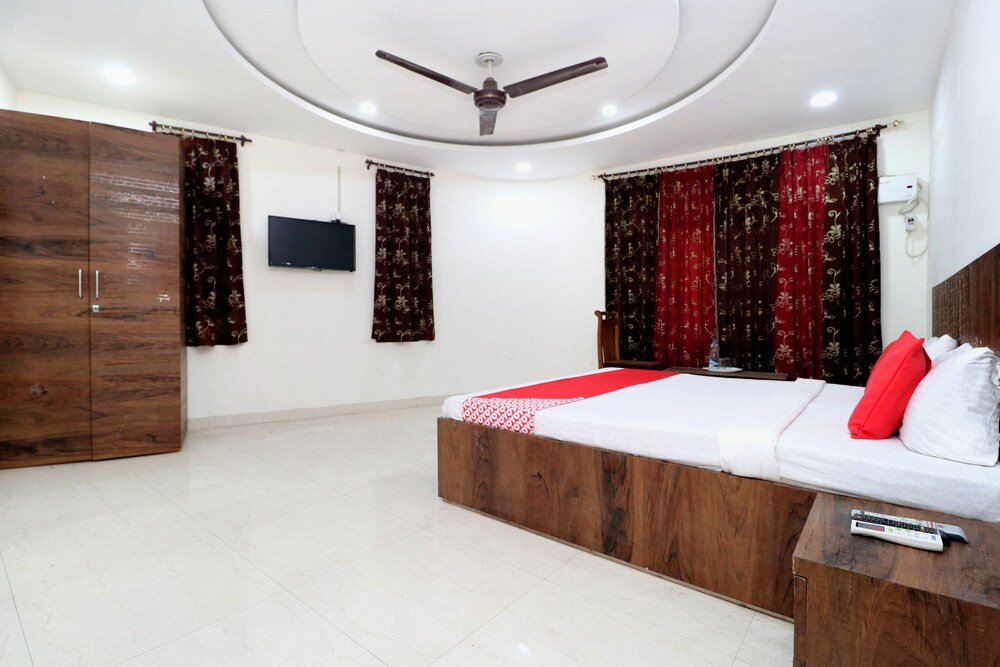 Oyo 24116 A One Home Stay