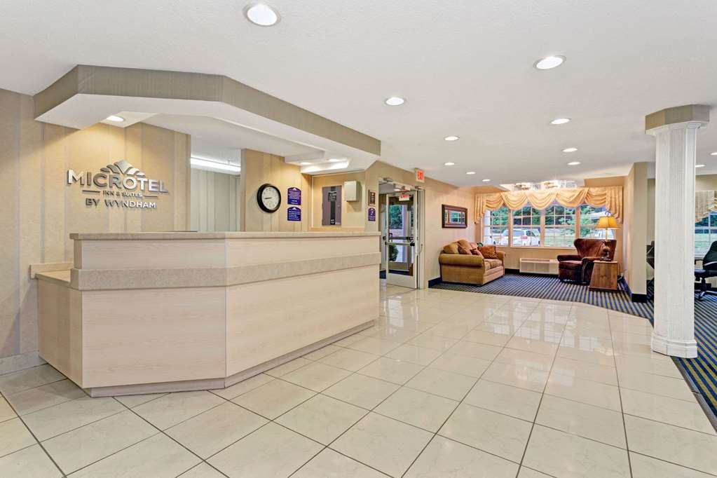 Microtel Inn Suites By Wyndham Florence Cincinnati Airport — Florence