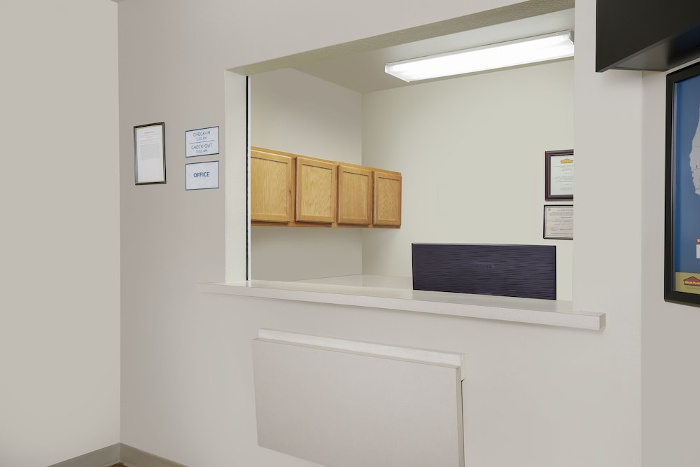 WoodSpring Suites Fort Worth Trophy Club - photo 4