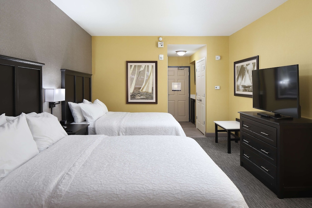 Hampton Inn Holland - photo 8