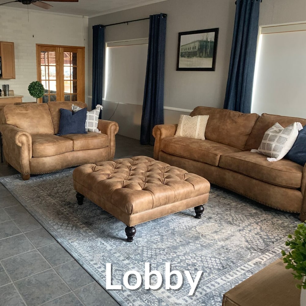 Nights Inn - photo 2