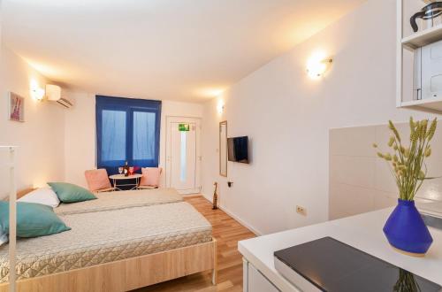 BIS Studio Apartment 3