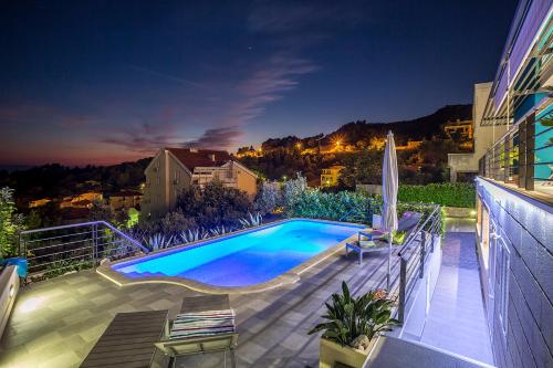 Villa Steffi — 4-Star Luxury Hotel in Baska Voda, Croatia