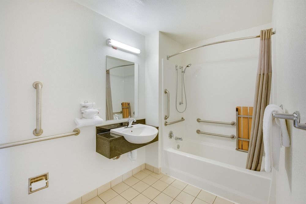Motel 6 Columbia West - photo 8