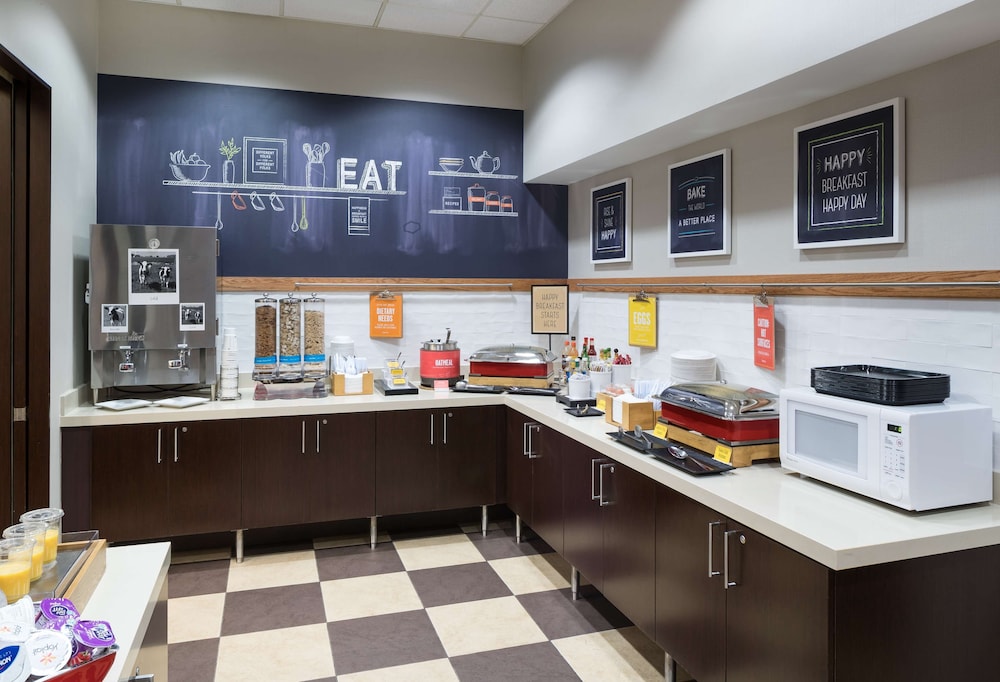 Hampton Inn & Suites Chicago North Shore Skokie - photo 55