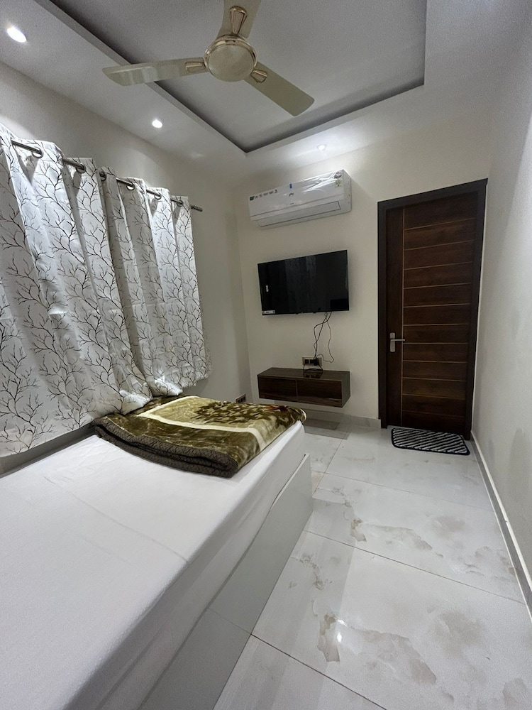 Hotel Katani Inn — Kharar — photo 4