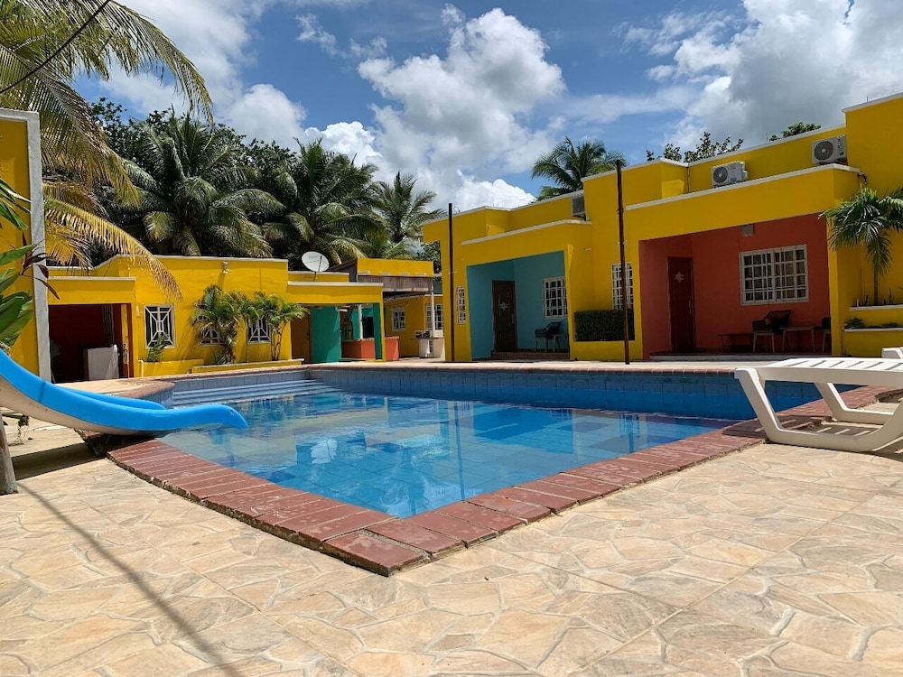 La casa Amelia Nueva Gorgona — 4-Star Luxury Hotel in Nueva Gorgona, Panama