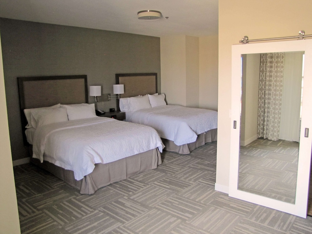 Hampton Inn McPherson - photo 15