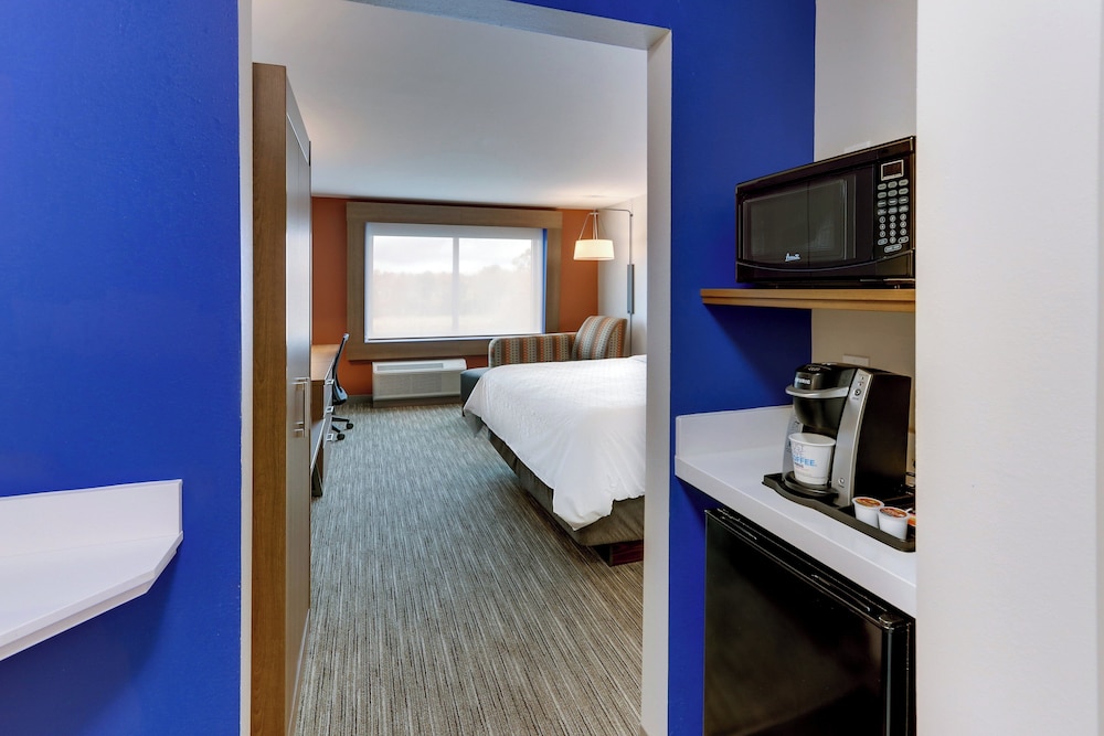 Holiday Inn Express & Suites Middletown Goshen by IHG - photo 27