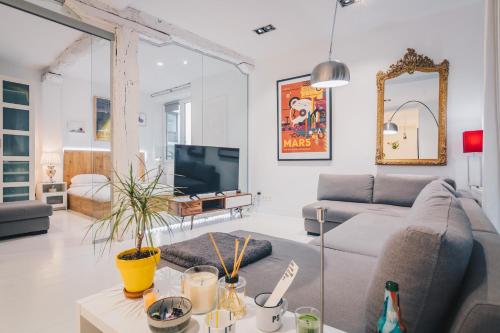 Plaza Nueva apartment by People Rentals — 4-Star Luxury Hotel in Bilbao, Spain