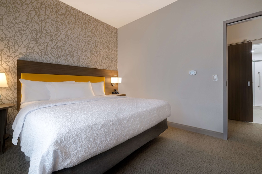 Home2 Suites by Hilton Redding - photo 12