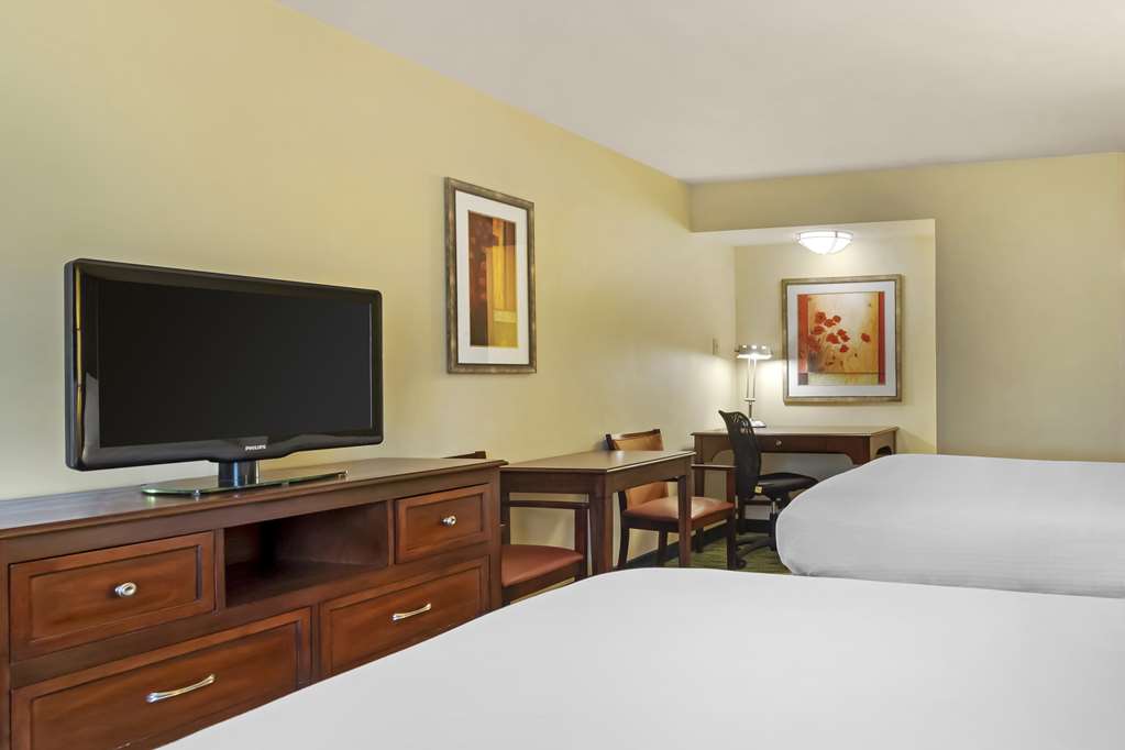 Best Western McAllen Medical Center - photo 14