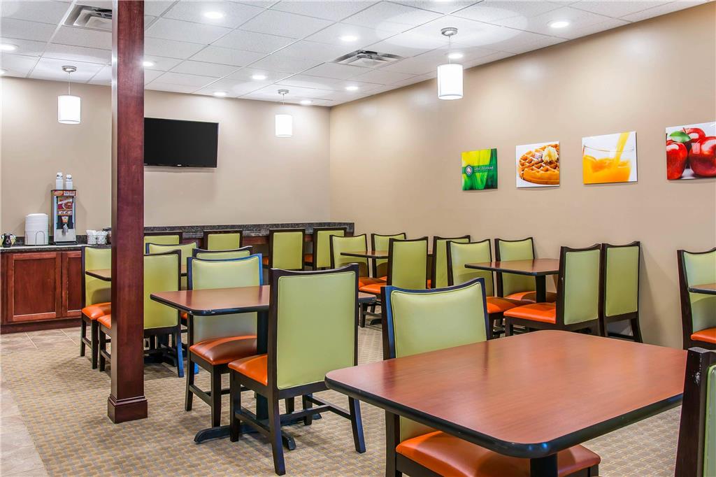 Quality Inn & Suites Houghton Downtown - photo 34
