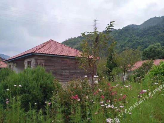 Shejiawan Resort in Fengshan, People's Republic of China