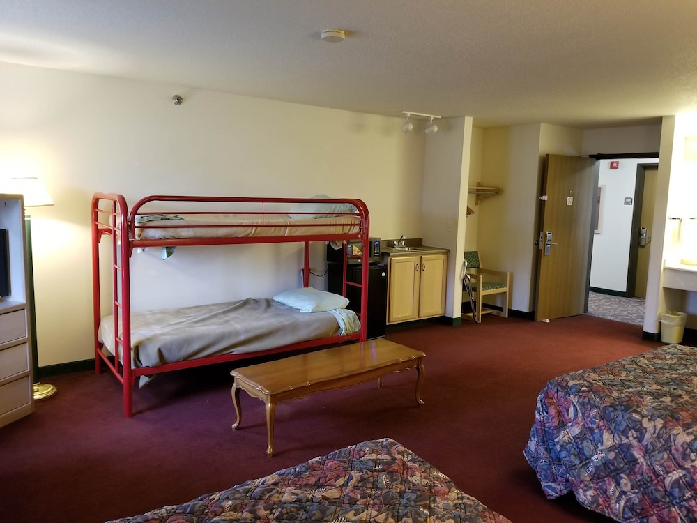 Bilmar Inn & Suites Dell Rapids Near Sioux Falls - photo 40