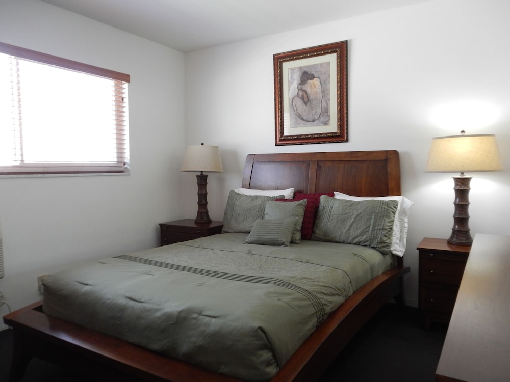 Shell Motel - photo 14