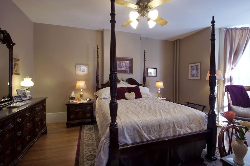 Inn at the Agora - photo 22