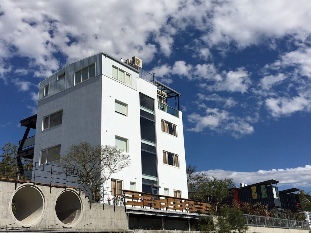 Sunlife x Sunshine Inn in Puli, Republic of China Taiwan