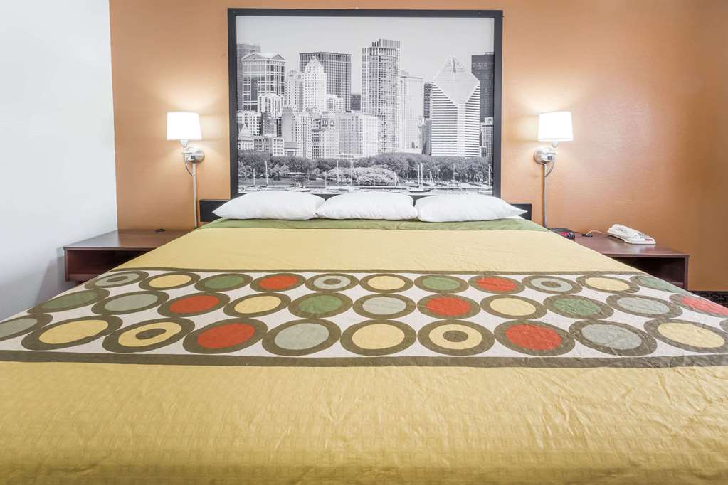 Super 8 by Wyndham Dixon - photo 5