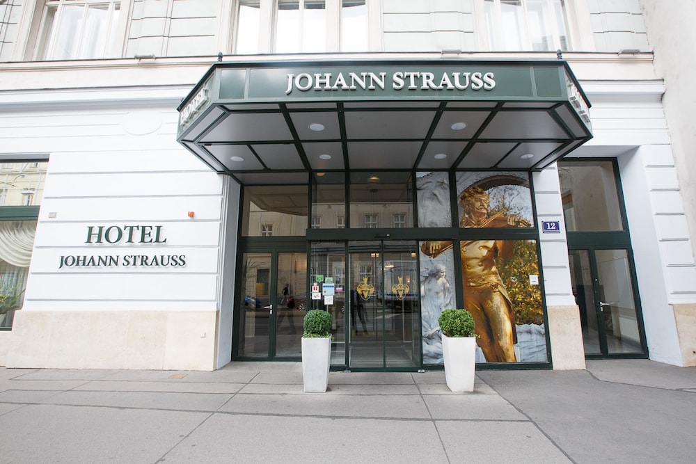 Johann Strauss
