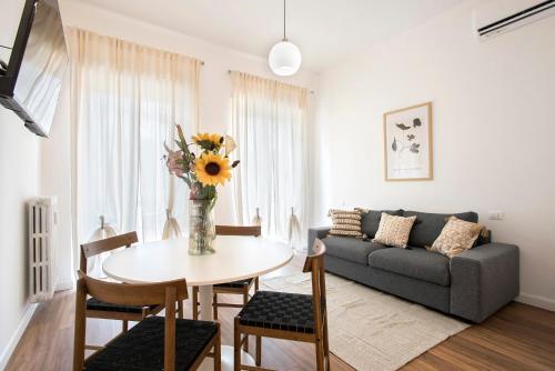 Sunny New Renovated Apartment with Balcony Metro a — 4-Star Luxury Hotel in Rome, Italy