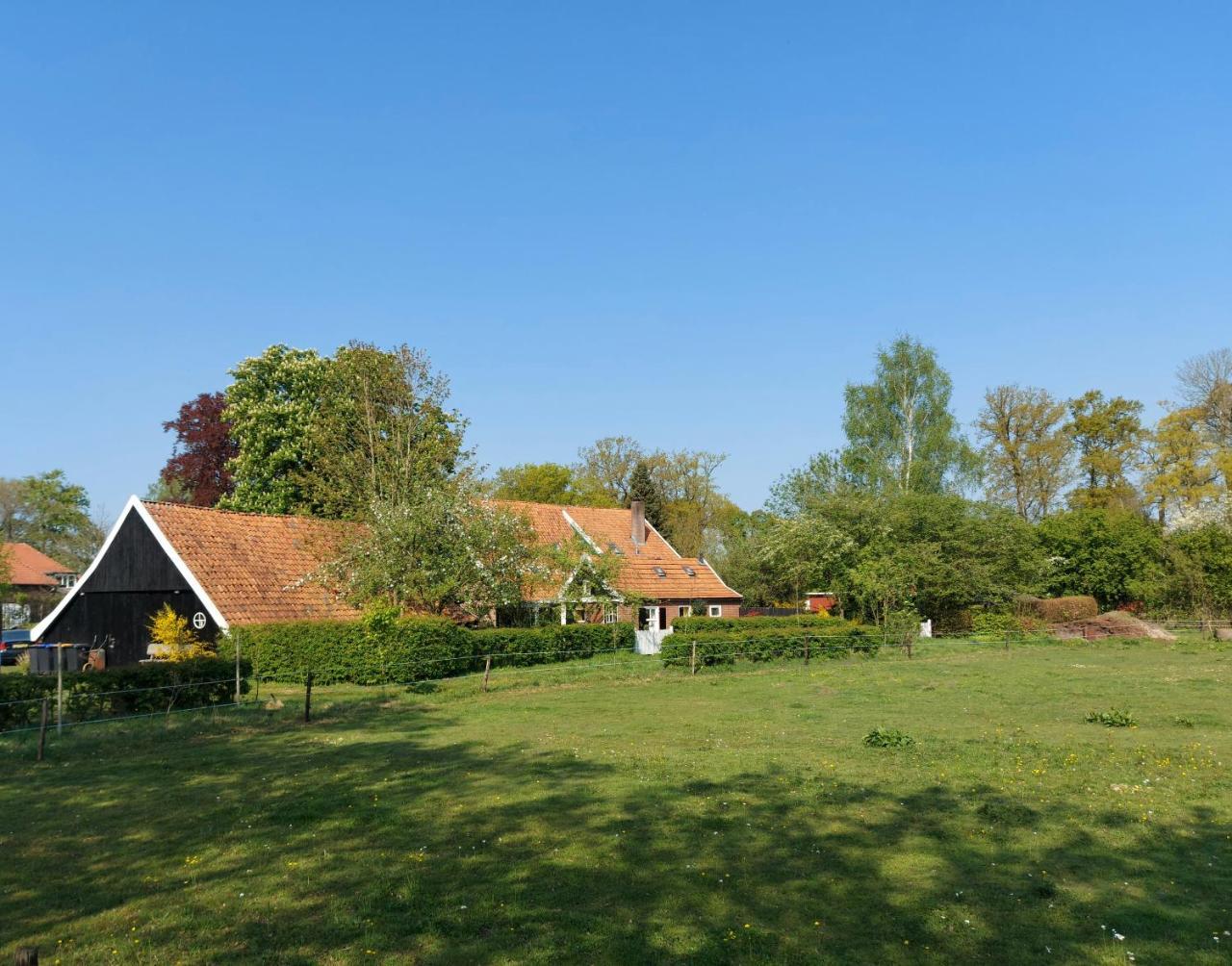 Klein Ni'jenhoes — 4-Star Luxury Hotel in Winterswijk, Netherlands