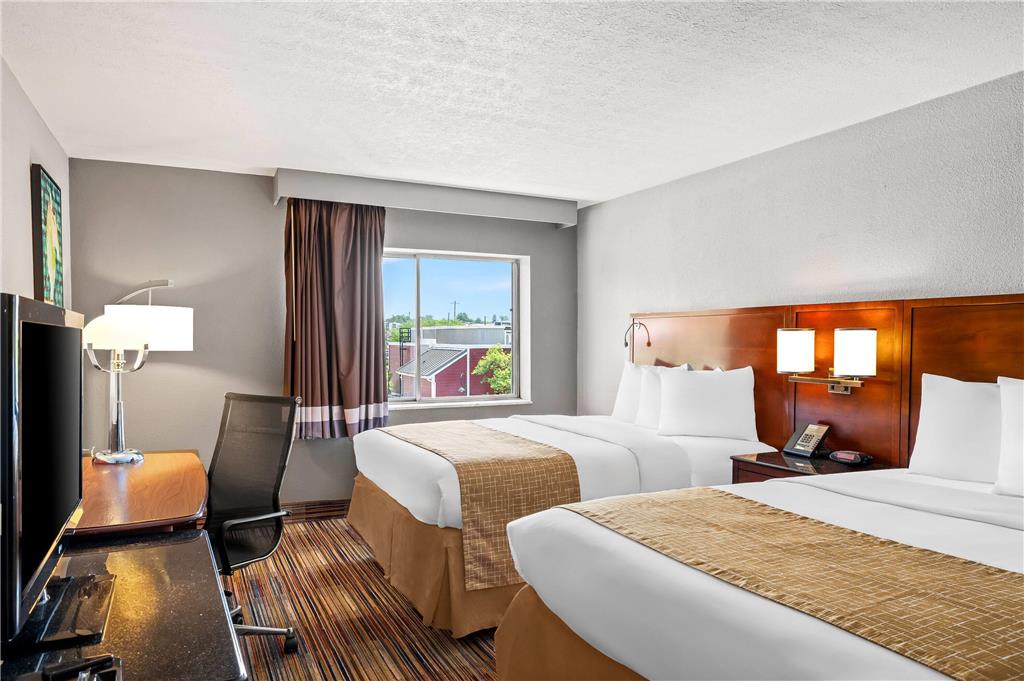 Travelodge by Wyndham Bloomington - photo 23