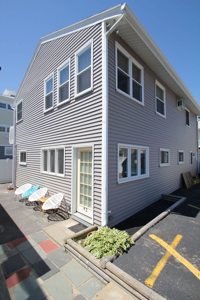 Abellona Inn & Suites - photo 15