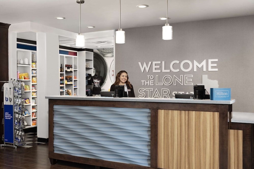 Hampton Inn & Suites El Paso East - photo 3