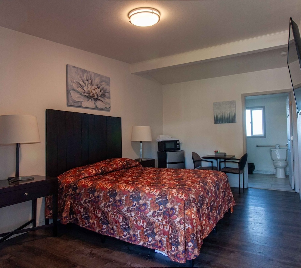 Golden Kent Motel - photo 28