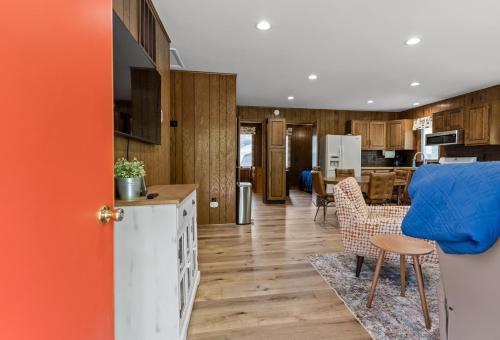 Twin Oaks B - last minute hotel in Unknown City
