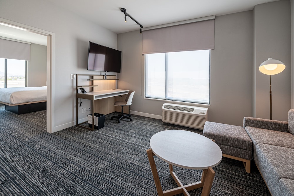 TownePlace Suites by Marriott Las Vegas North I 15 - photo 9