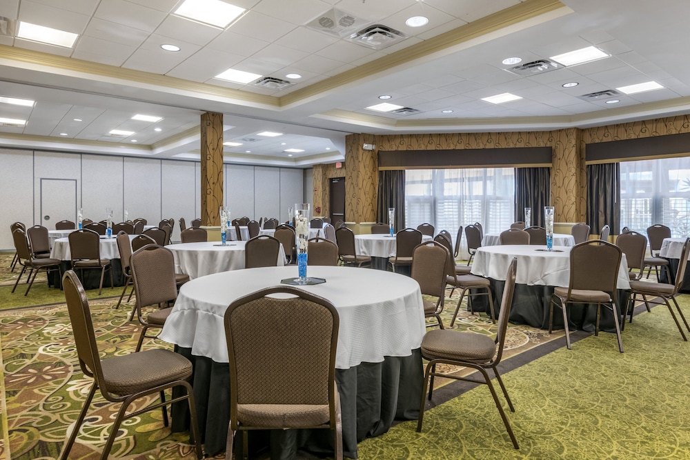 Holiday Inn Resort Orlando Lake Buena Vista by IHG - photo 94