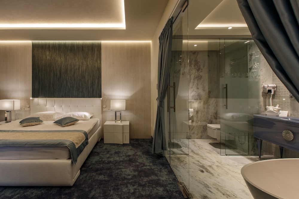 Hotel Opera — Navodari — photo 5