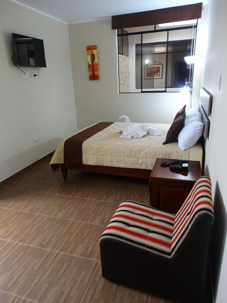 Hotel Plaza — Barranca — photo 2