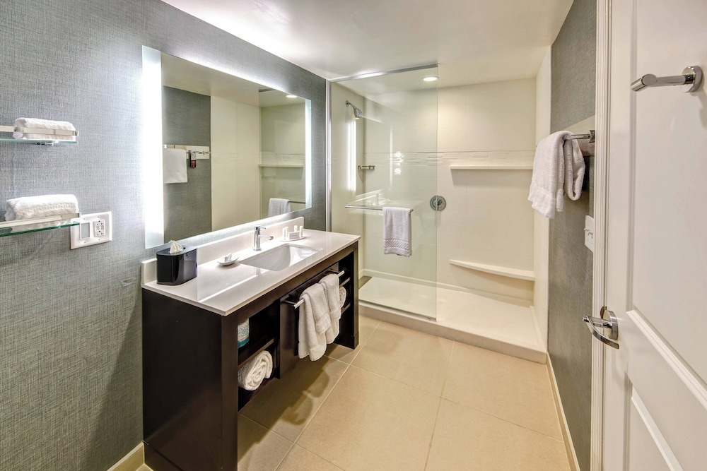 Residence Inn by Marriott Blacksburg University - photo 18