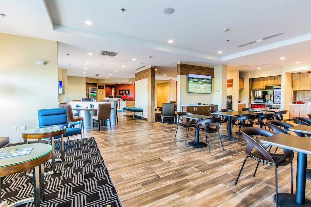 Towneplace Suites by Marriott Evansville Newburgh - photo 44