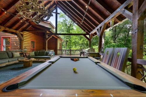Bentley s Retreat on Overlook Blue Ridge GA in Blue Ridge, United States
