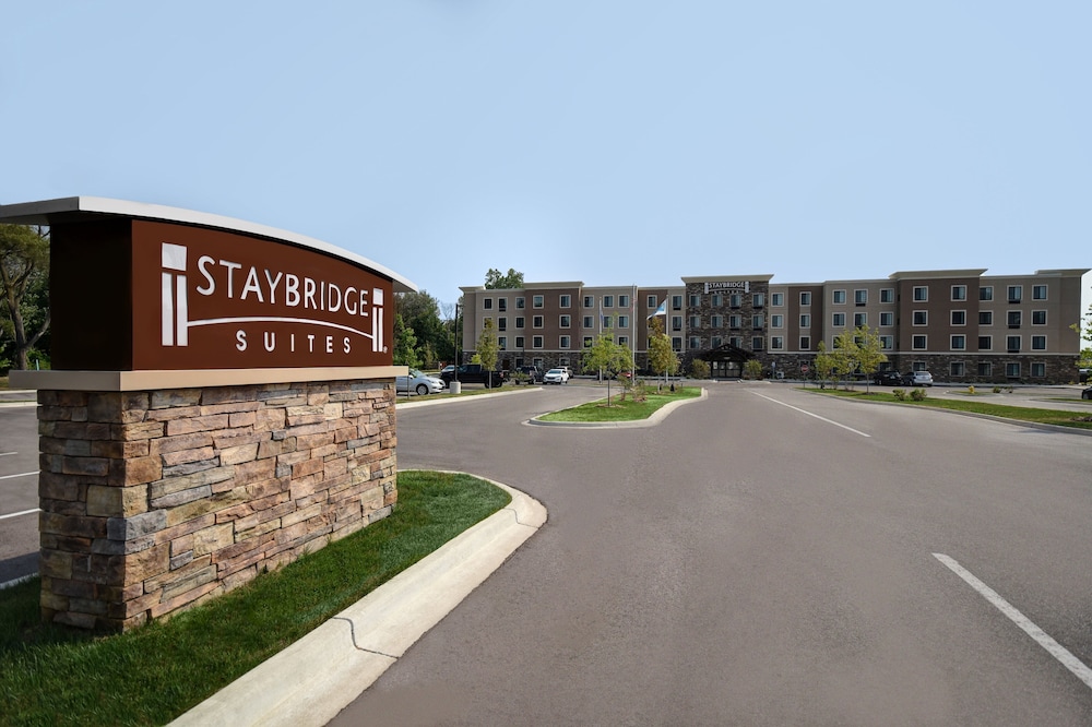 Staybridge Suites Holland by IHG - photo 48
