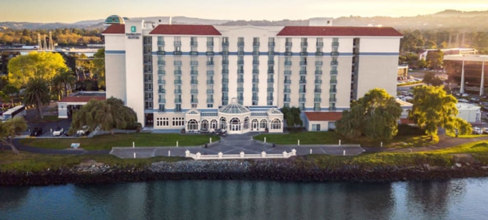 Embassy Suites by Hilton San Francisco Airport Waterfront - photo 37