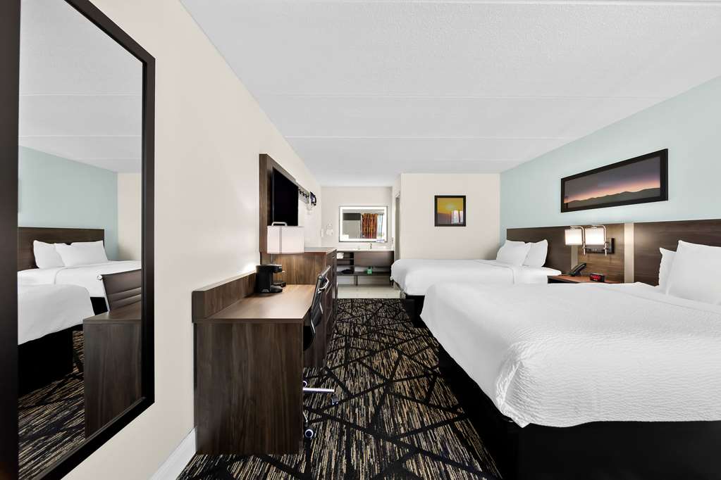 Clarion Inn & Suites near the Leconte Center Pigeon Forge - photo 24