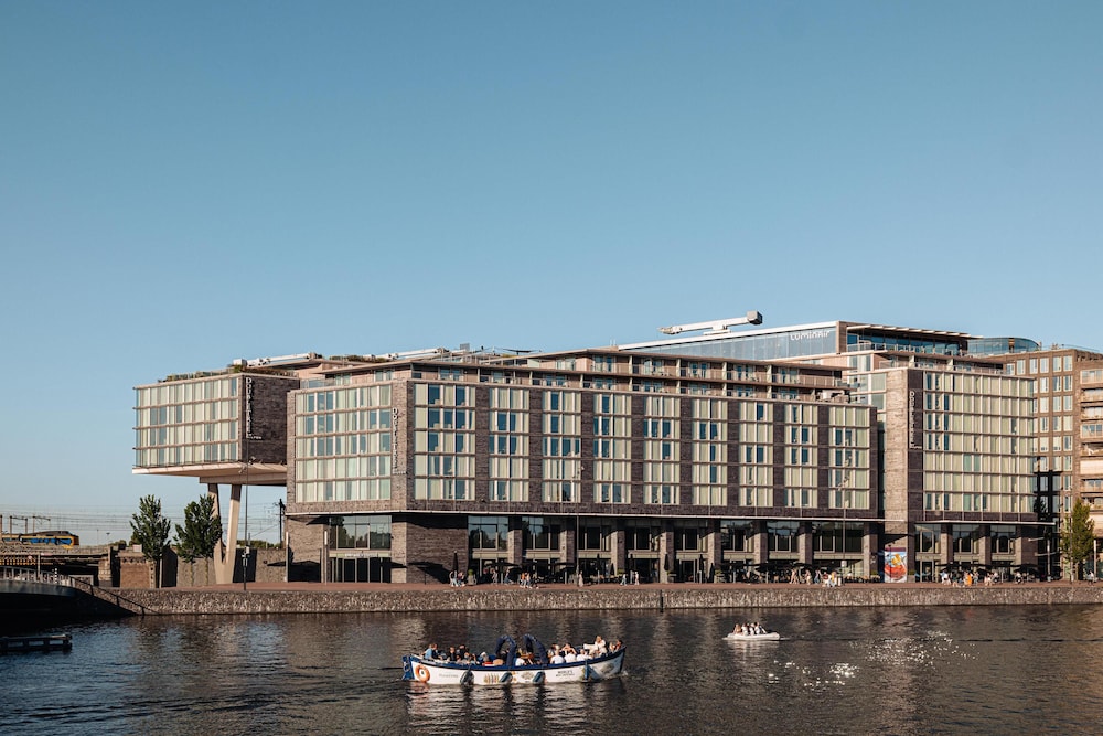 DoubleTree by Hilton Amsterdam Centraal Station — 4-Star Luxury Hotel in Amsterdam, Netherlands