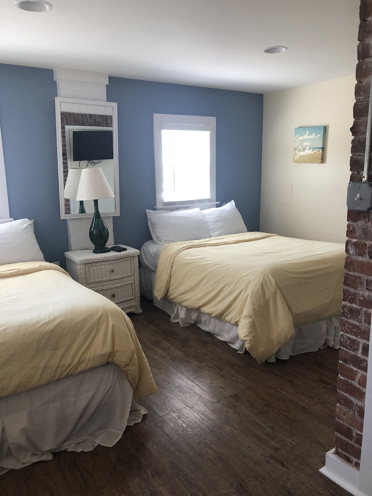 Ocean Manor Inn - photo 10