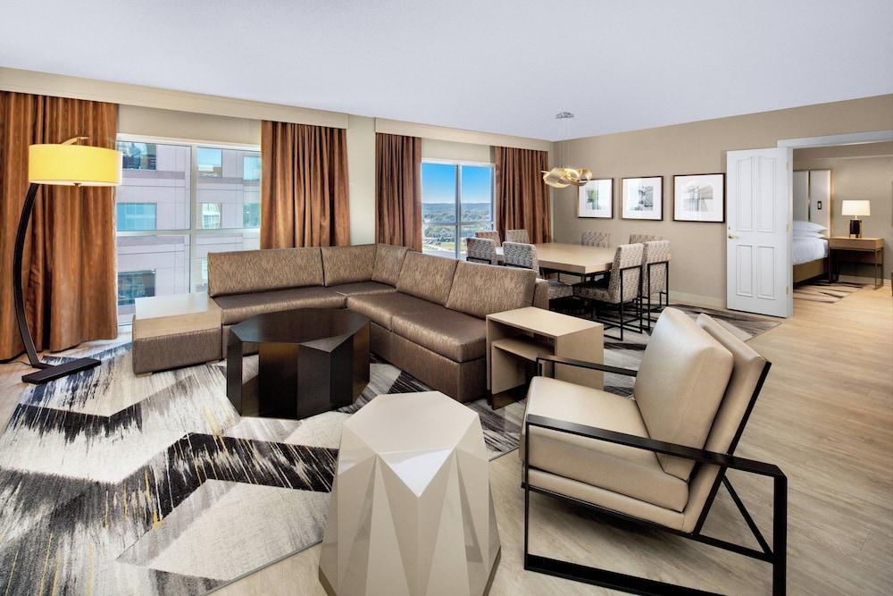 Sheraton Raleigh Hotel - photo 7