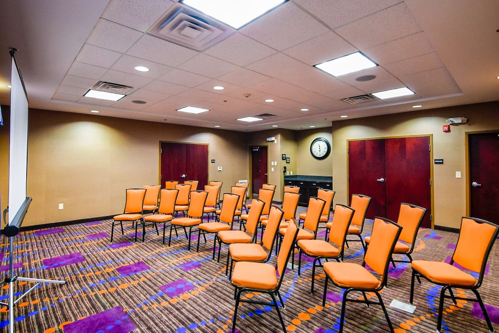 Hampton Inn Foley - photo 89