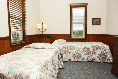 Wahoo by Oak Island Accommodations - photo 5