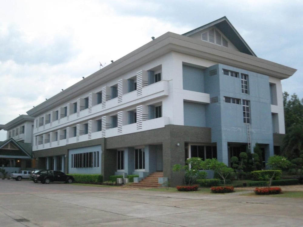 Tangerine Ville Hotel - carbon neutral hotel in Fang
