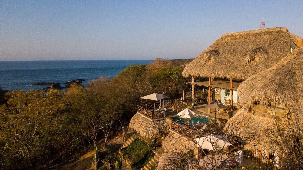 Hotel Sal de Mar in Santa Maria Tonameca, Mexico