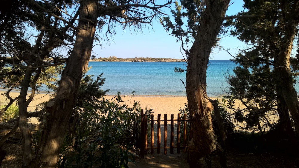Ktima Grammeno — 4-Star Luxury Hotel in Palaiochora, Greece